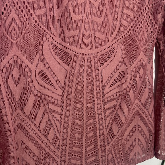 BCBGMaxAzria Dusty Rose Patterned Lace Top - Picture 6 of 6